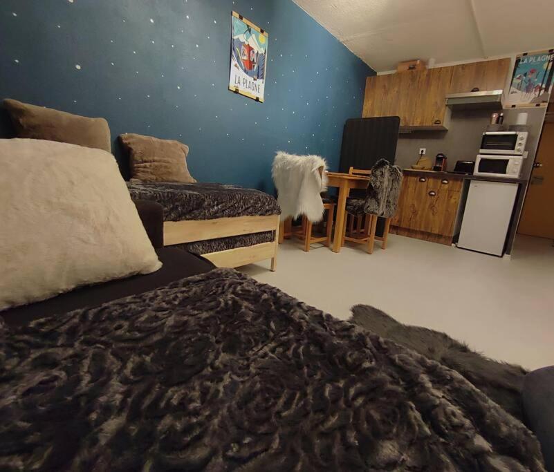 Apartment Cosy 2100m Pied Des Pistes-direct To Slopes-ski In Out-la Plagne Aime 2000