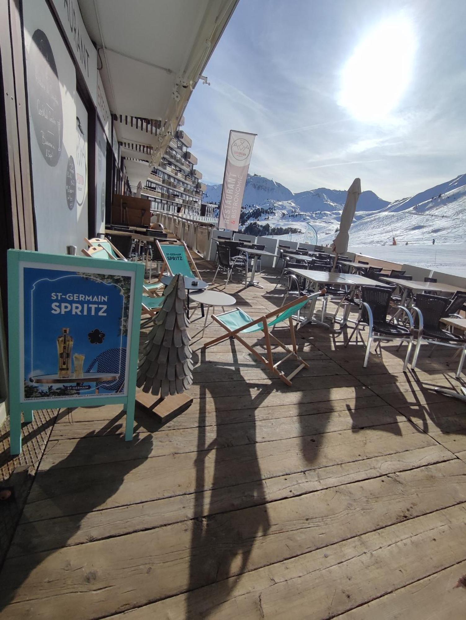 Cosy 2100m Pied Des Pistes-direct To Slopes-ski In Out-la Plagne Aime 2000 Apartment *